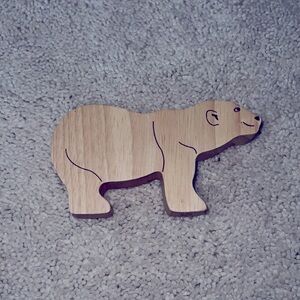 Lanka Kade natural wood polar bear toy